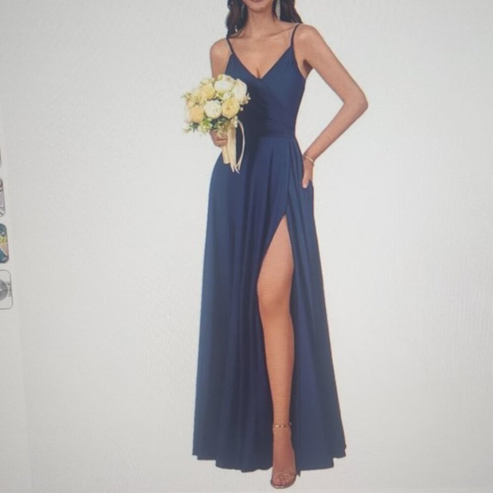 Elegant Navy Blue Evening Gown